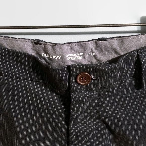Old Navy Ultimate Slim Fit Built-In Flex Navy Dotted Chino Pants - Picture 5 of 6